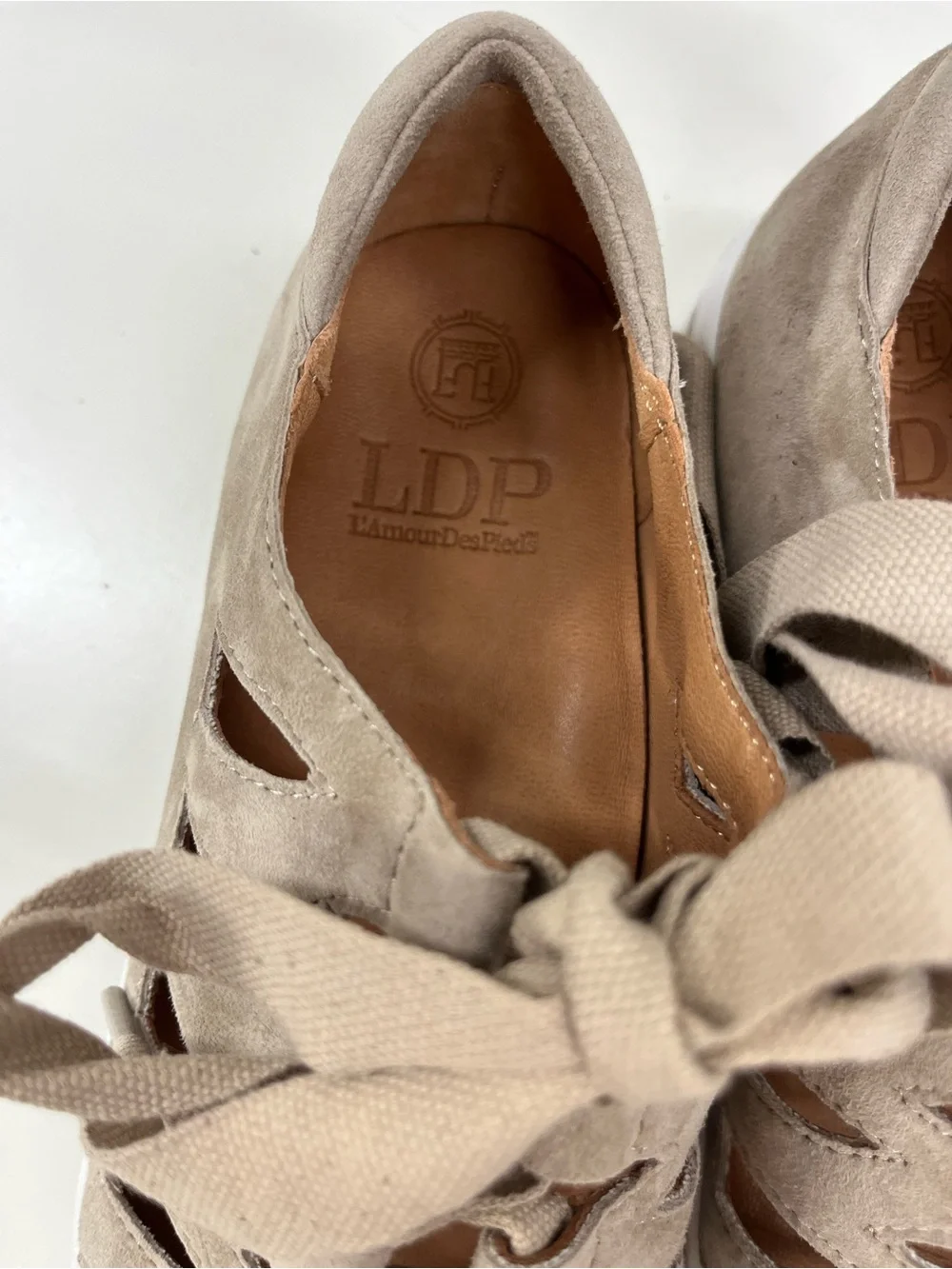 L'Amour Des Pieds Kanav Taupe Suede Cutout Sneakers Size 8